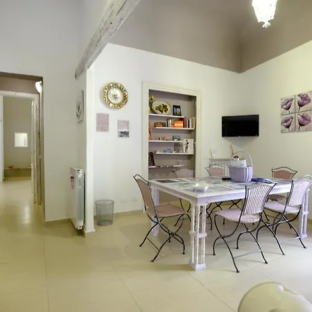 بيت ضيافة Le Stanze Di Luisa 2*